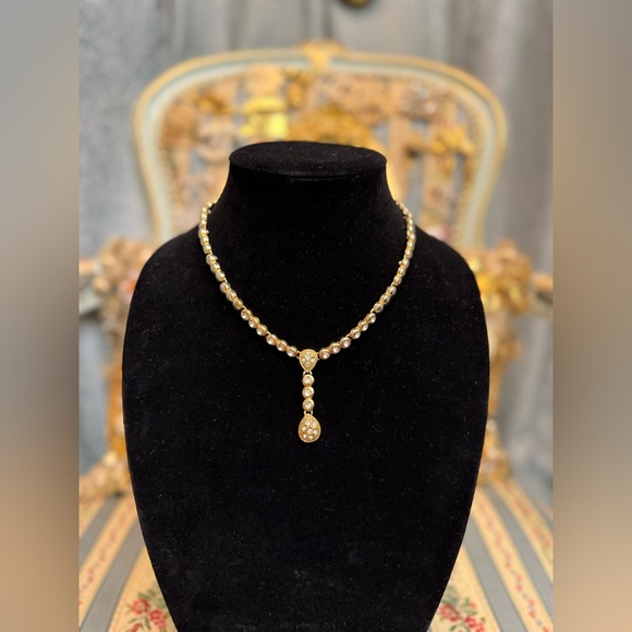 Elegant Green and Gold Jewelry Set - Picture 5 of 6